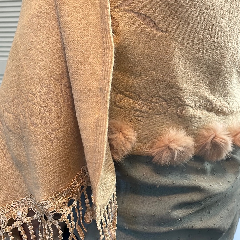 Festive shawl